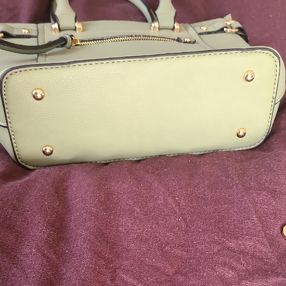 Small Green Tote- Handbag - Picture 8 of 13